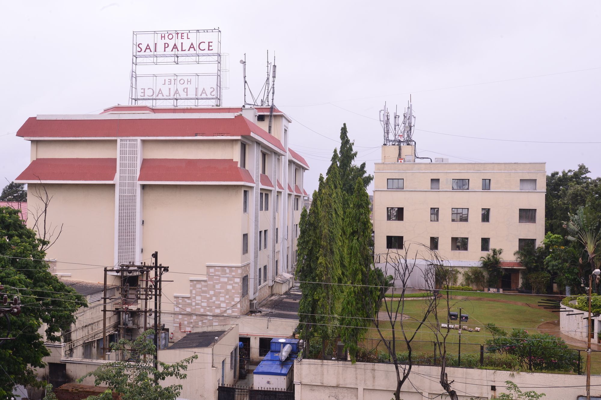Hotel Sai Palace Nashik Eksteriør billede
